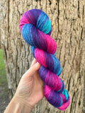 Kelly, Gradient Dyed Yarn, Hand Dyed Yarn, 600 yards, Shawl Length Yarn