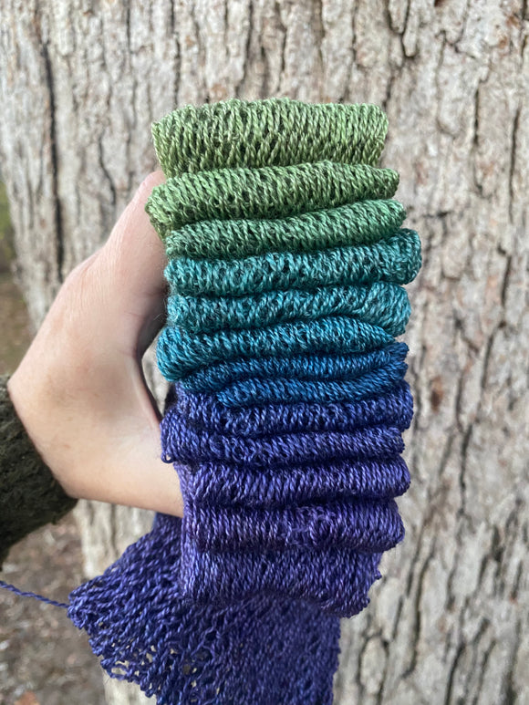 Frozen Leaves, Lace gradient, 875 yards, Yak