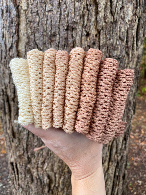 Fawn, Gradient, Hand dyed Yarn, Worsted, 218 yds