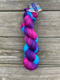 Kelly, Gradient Dyed Yarn, Hand Dyed Yarn, 600 yards, Shawl Length Yarn